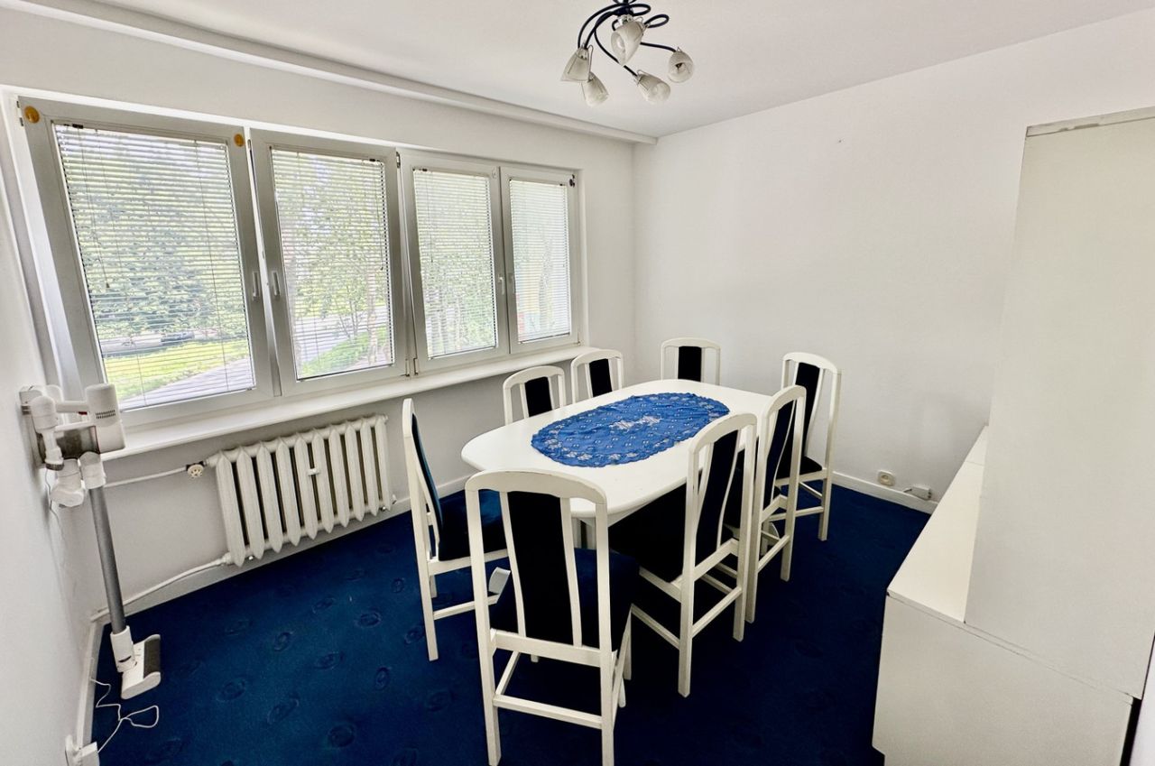 Mieszkanie 3-pokojowe Gdynia Obłuże, ul. adm. J. Unruga. Zdjęcie 2