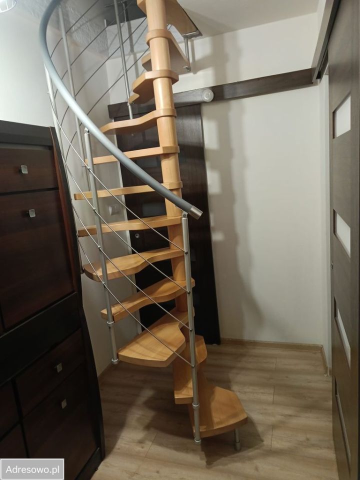 Mieszkanie 4-pokojowe Jeziora Wielkie. Zdjęcie 15