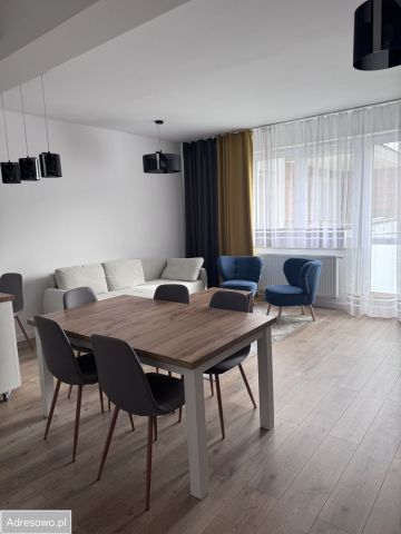 Mieszkanie 3-pokojowe Świebodzice Osiedle Piastowskie, ul. Kazimierza Odnowiciela. Zdjęcie 1