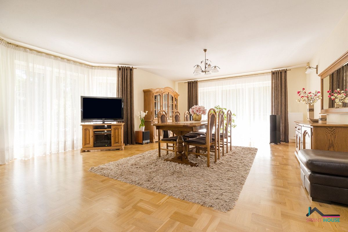 dom wolnostojący, 5 pokoi Józefów, ul. Jachowicza. Zdjęcie 28