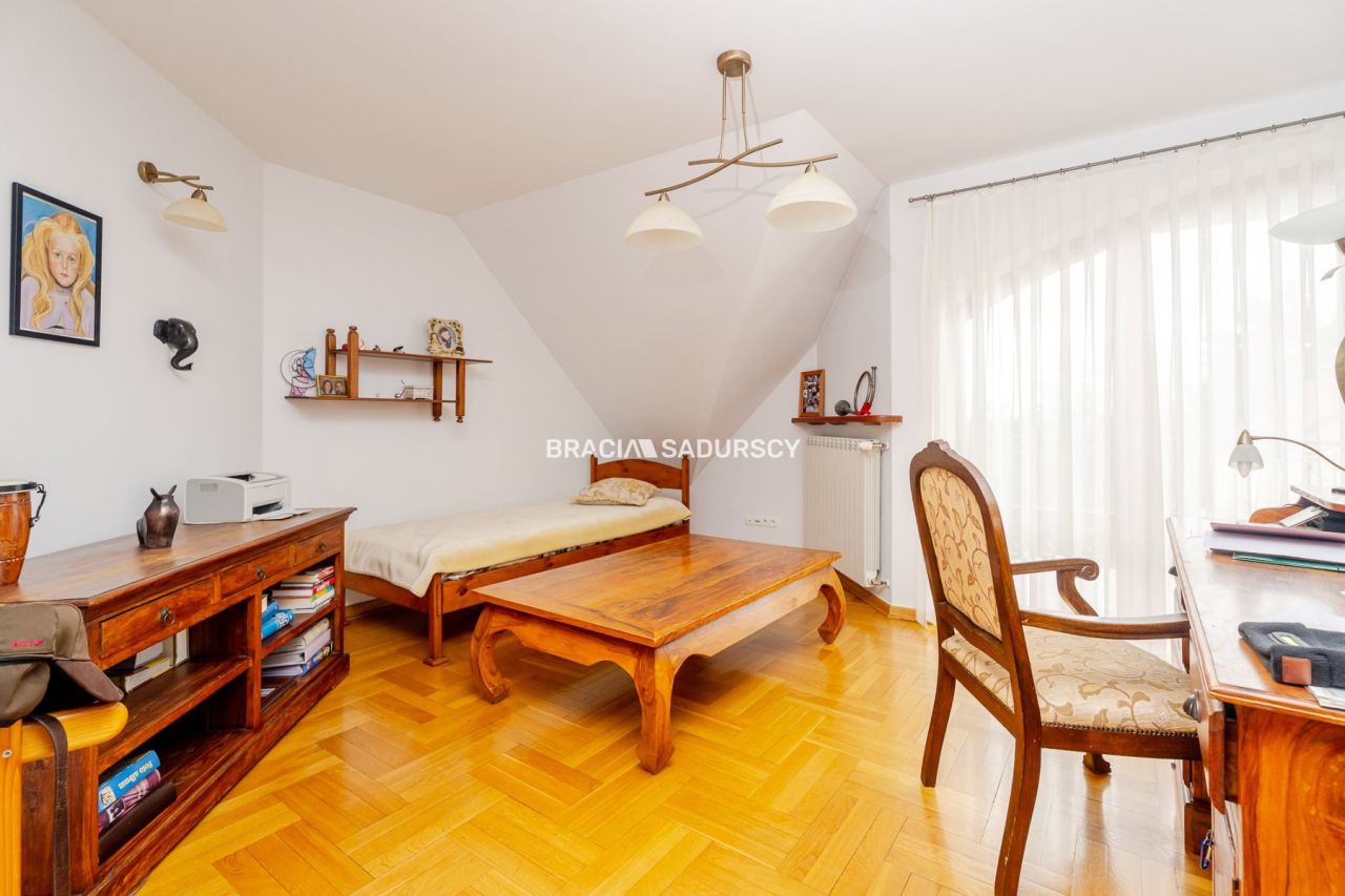 dom wolnostojący, 7 pokoi Modlniczka. Zdjęcie 10