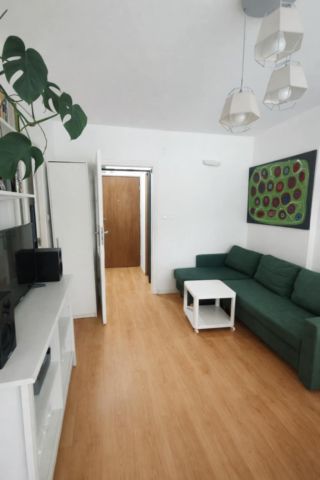 Mieszkanie 3-pokojowe Warszawa Praga-Południe, ul. Ludwika Kickiego. Zdjęcie 1