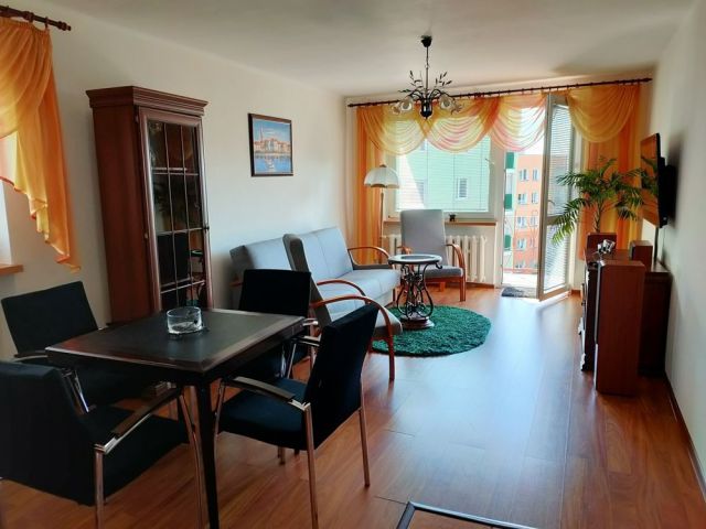 Mieszkanie 3-pokojowe Krapkowice, ul. Pocztowa. Zdjęcie 1