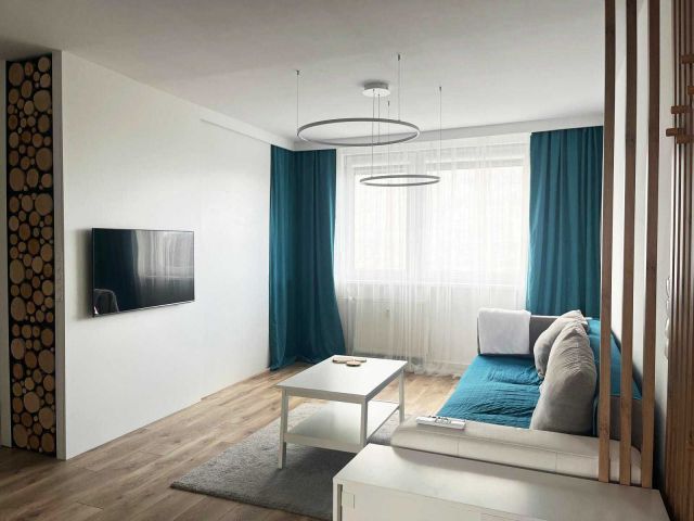 Mieszkanie 4-pokojowe Oleśnica. Zdjęcie 1