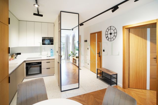 Mieszkanie 2-pokojowe Kraków, ul. Rydlówka. Zdjęcie 2