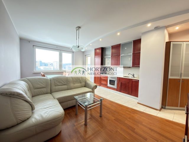 Mieszkanie 2-pokojowe Gdynia Redłowo, ul. Legionów. Zdjęcie 1