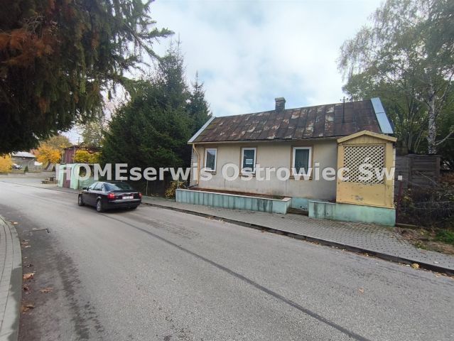 dom wolnostojący, 1 pokój Opatów, ul. Cmentarna. Zdjęcie 1