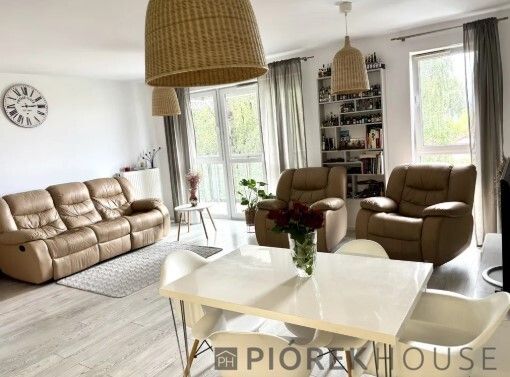 Mieszkanie 2-pokojowe Warszawa Włochy, al. Krakowska. Zdjęcie 1