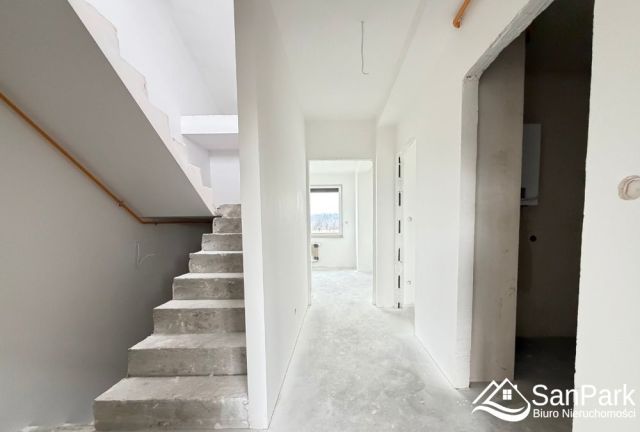 Mieszkanie 4-pokojowe Lesko, ul. Piłsudskiego. Zdjęcie 8