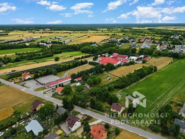 Hala/magazyn Kolonia Zamek. Zdjęcie 8