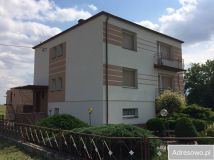 dom wolnostojący, 8 pokoi Ostrożnica, ul. Kościelna. Zdjęcie 1