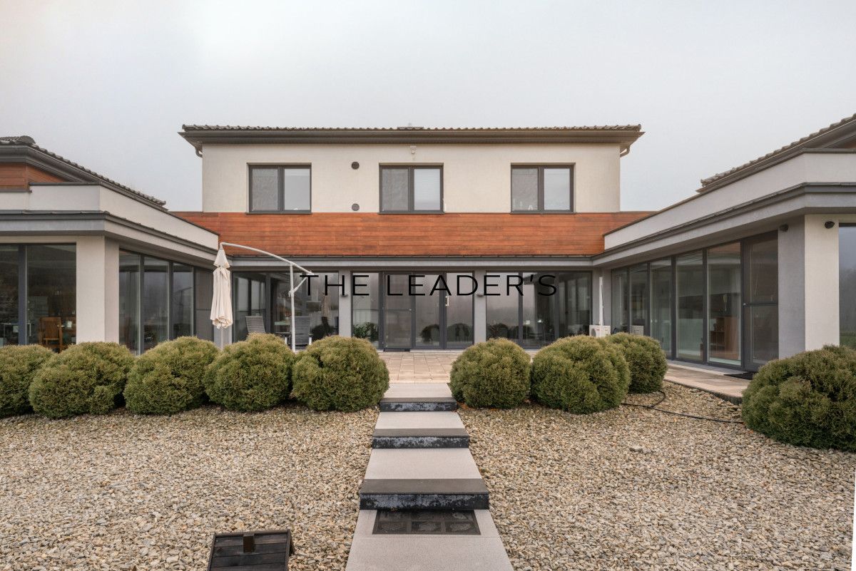 dom wolnostojący, 8 pokoi Kampinos. Zdjęcie 19