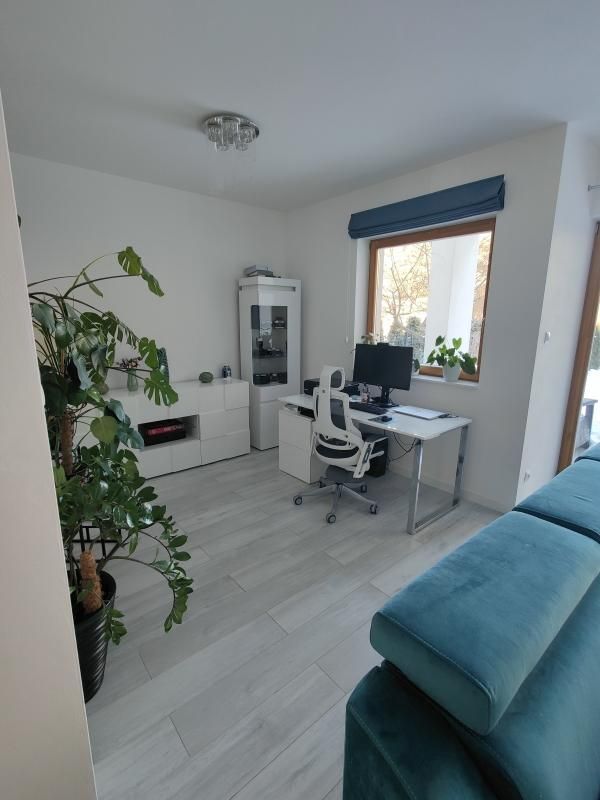 dom szeregowy, 4 pokoje Szczęsne, ul. Orla. Zdjęcie 8