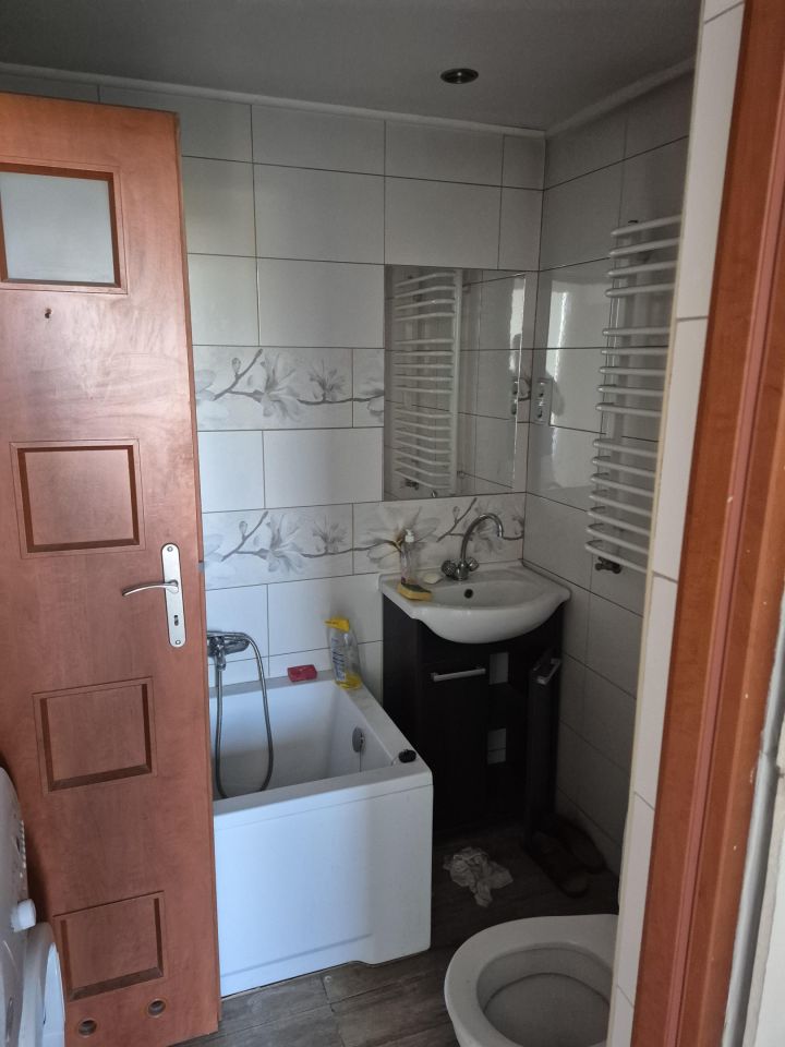 Mieszkanie 5-pokojowe Woskowice Małe, ul. Szkolna. Zdjęcie 6