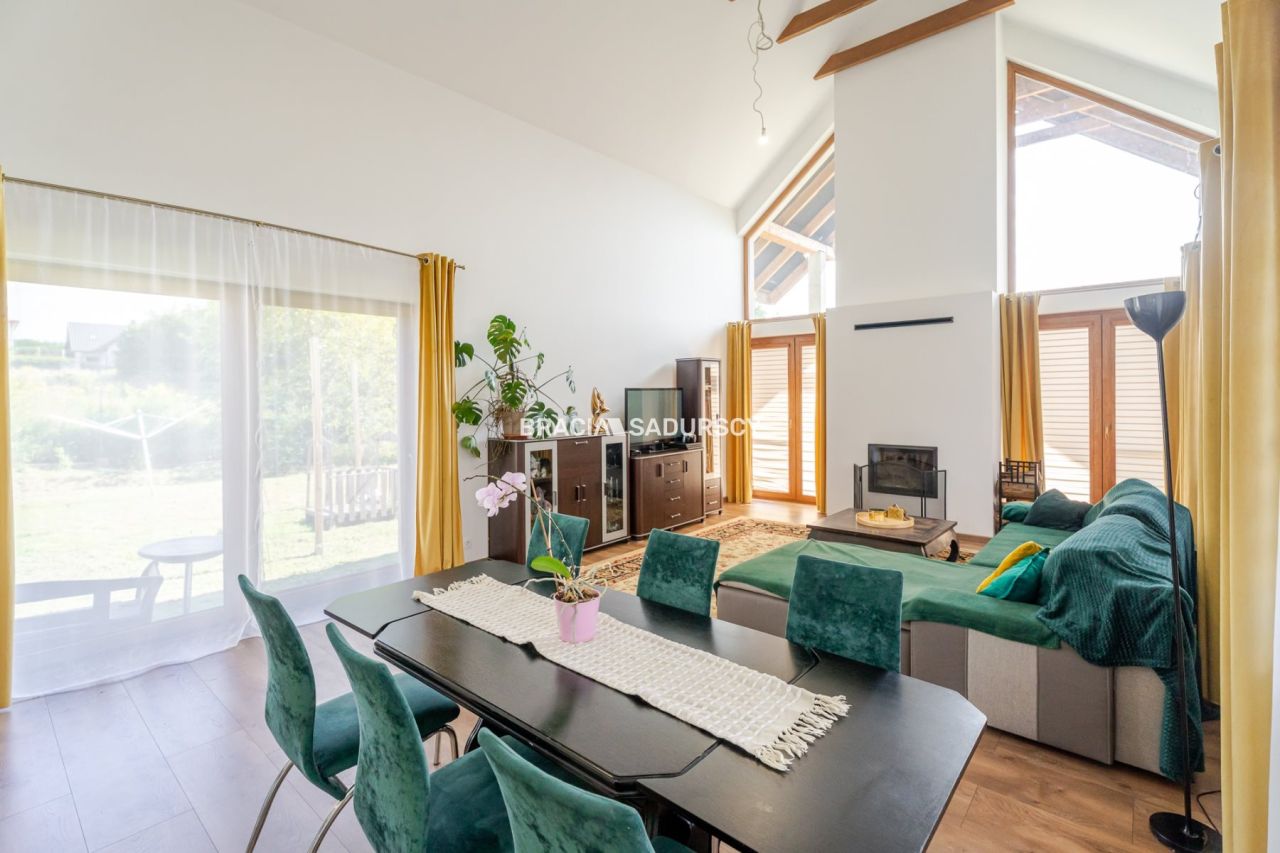 dom, 6 pokoi Zawada. Zdjęcie 4