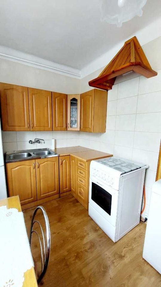 Mieszkanie 3-pokojowe Bąkowa. Zdjęcie 4