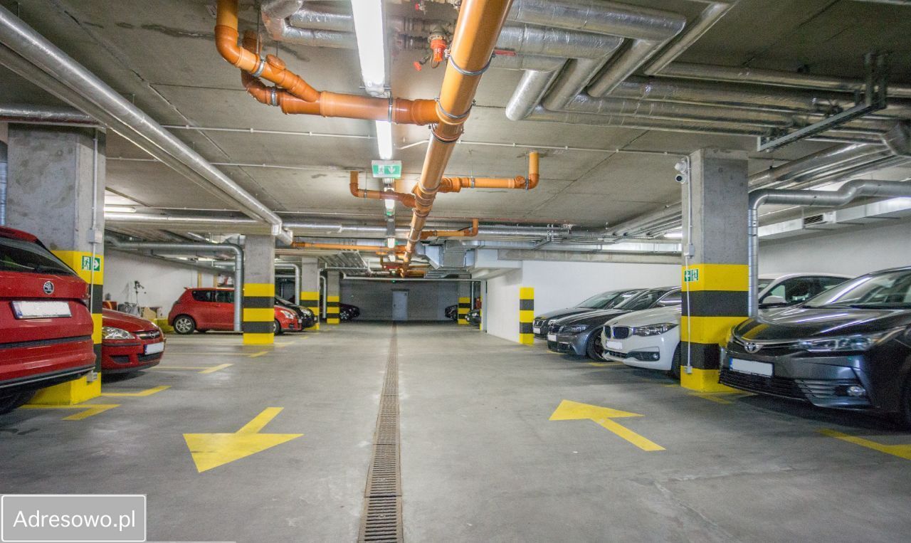 Garaż/miejsce parkingowe Kraków Czyżyny, ul. Bieńczycka