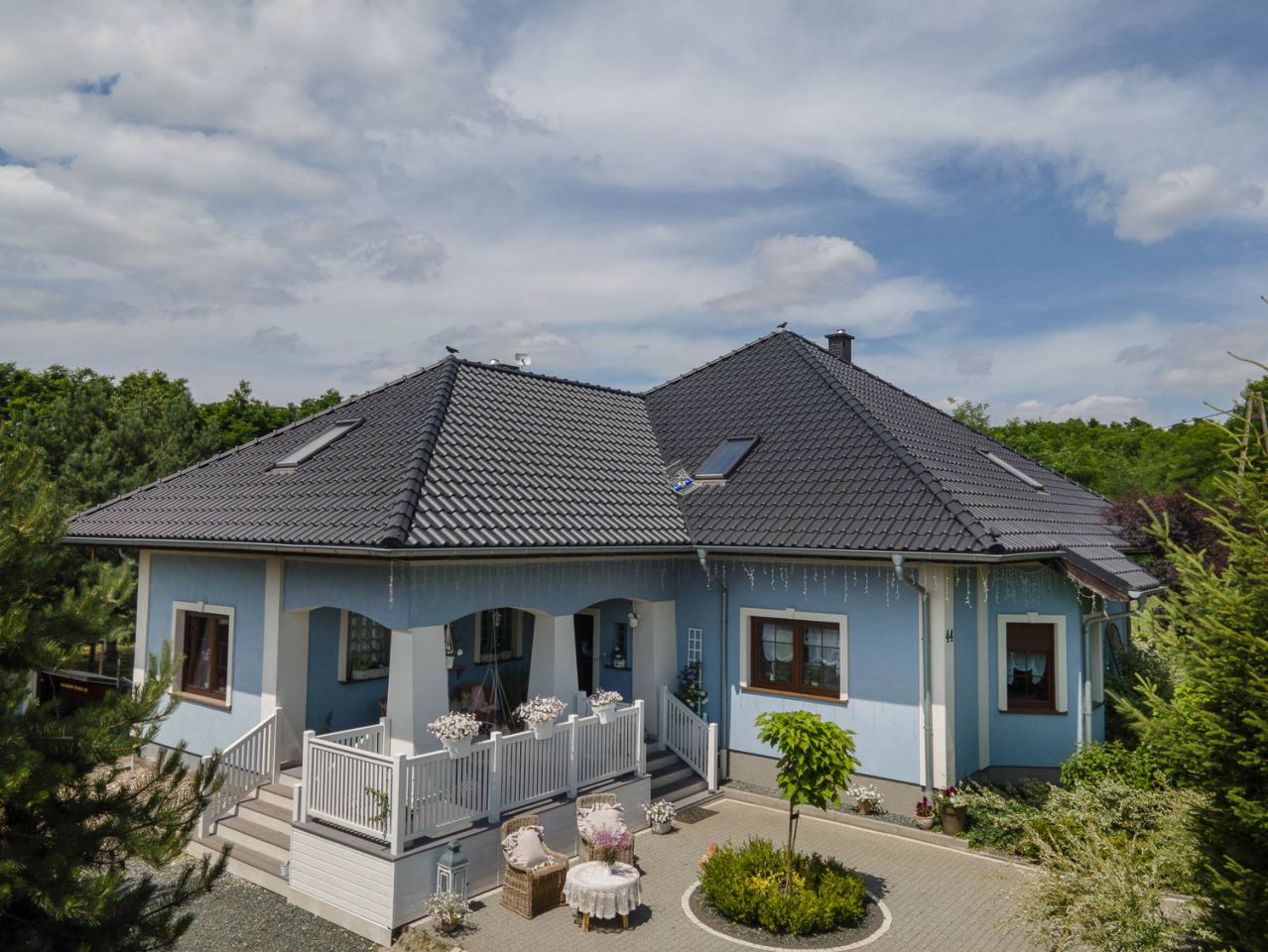 dom wolnostojący, 4 pokoje Tworzyjanów. Zdjęcie 1