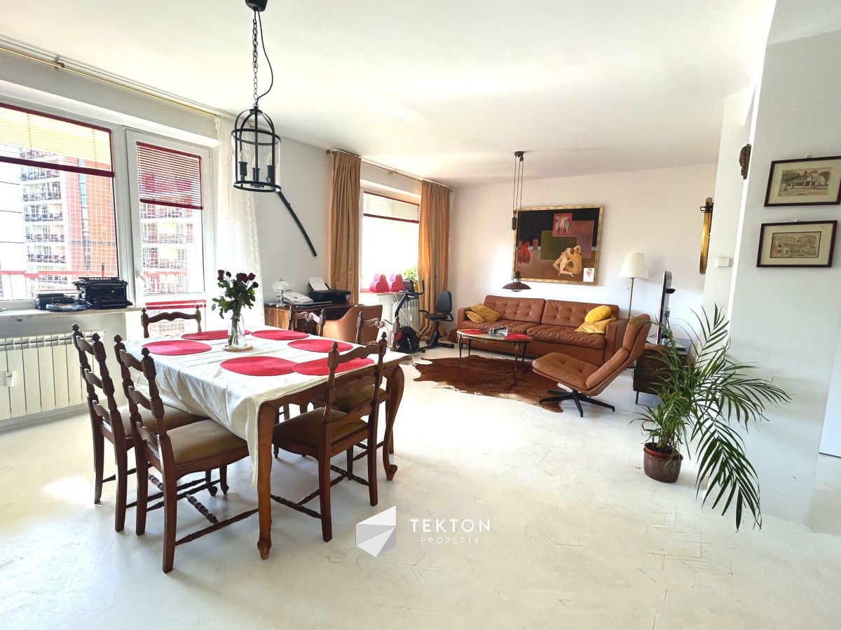 Mieszkanie 3-pokojowe Warszawa Śródmieście, ul. Dzika. Zdjęcie 2