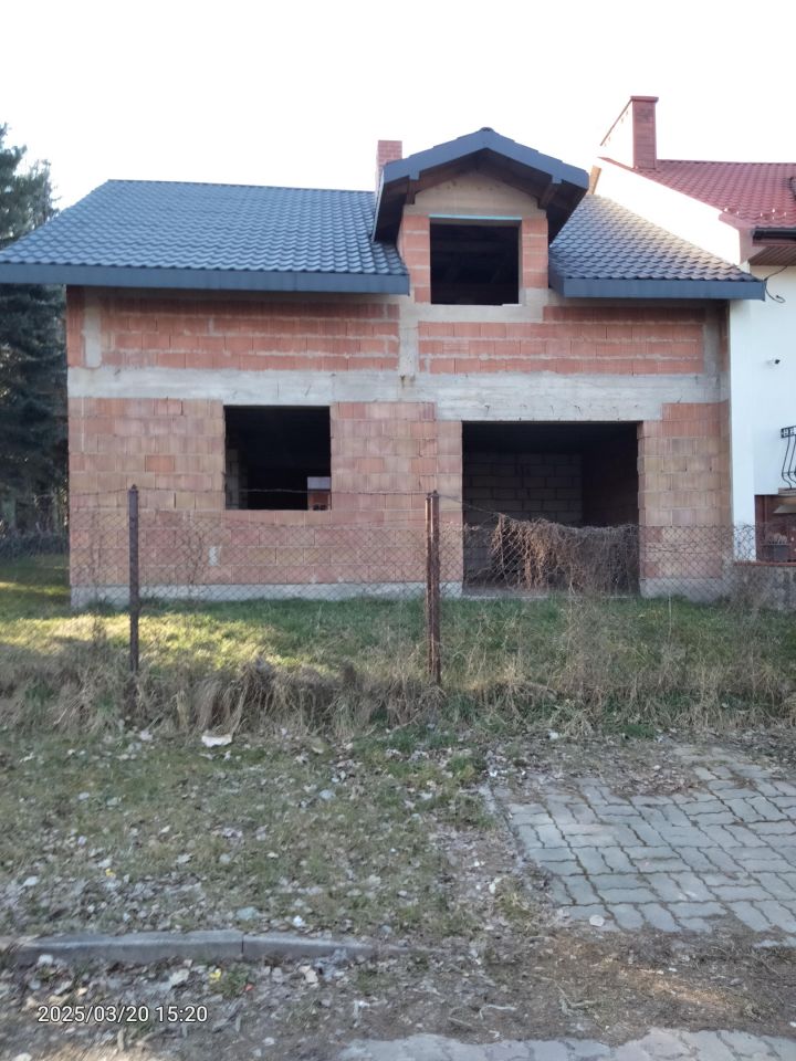 bliźniak, 4 pokoje Starachowice Centrum, ul. Bratkowa. Zdjęcie 2