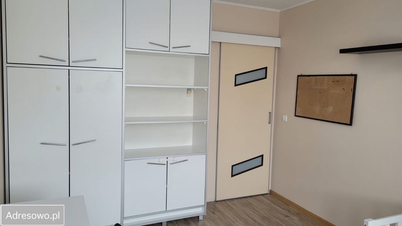 Mieszkanie 3-pokojowe Żory. Zdjęcie 11