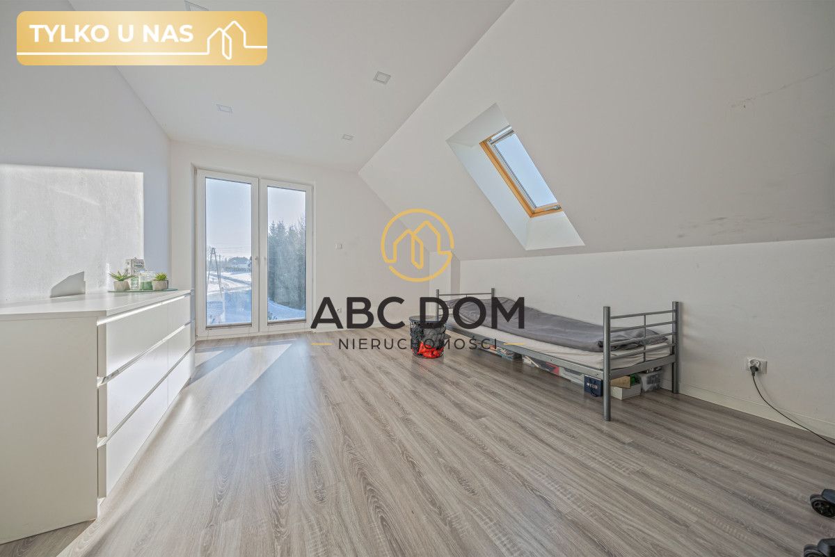 dom wolnostojący, 5 pokoi Sierakowice. Zdjęcie 13