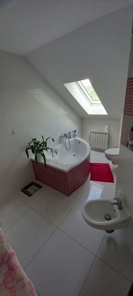 dom wolnostojący Malinie. Zdjęcie 4