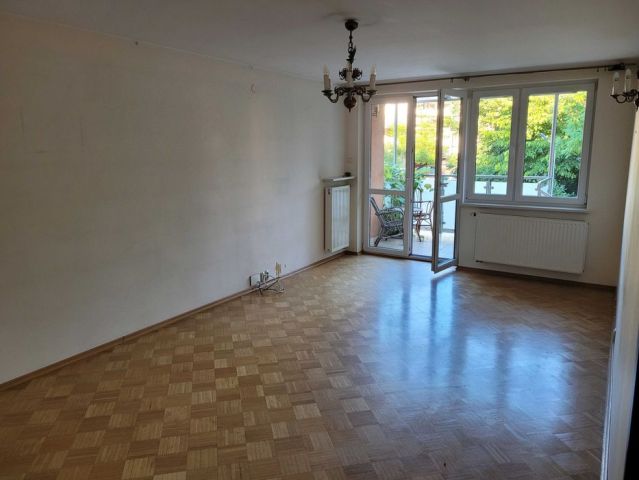 Mieszkanie 3-pokojowe Warszawa Targówek. Zdjęcie 1