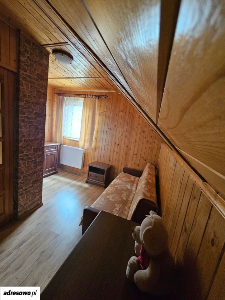 dom wolnostojący, 4 pokoje Mutne. Zdjęcie 12
