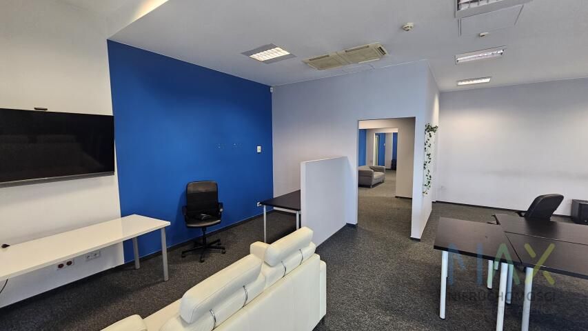 Biuro Kraków Płaszów, ul. gen. Henryka Kamieńskiego. Zdjęcie 7