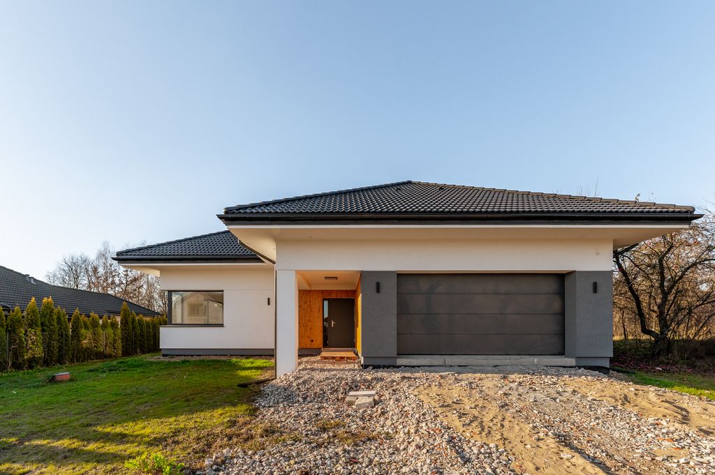 dom wolnostojący, 4 pokoje Zgierz