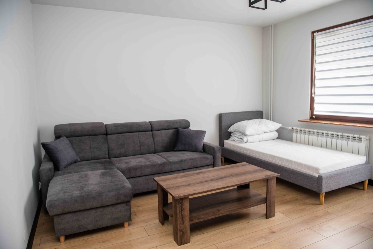 Mieszkanie 3-pokojowe Ożarów