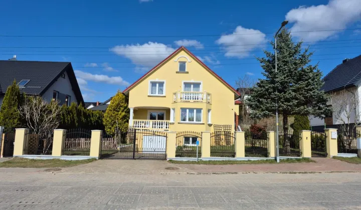dom wolnostojący, 6 pokoi Gdańsk Kiełpino Górne, ul. Lipuska