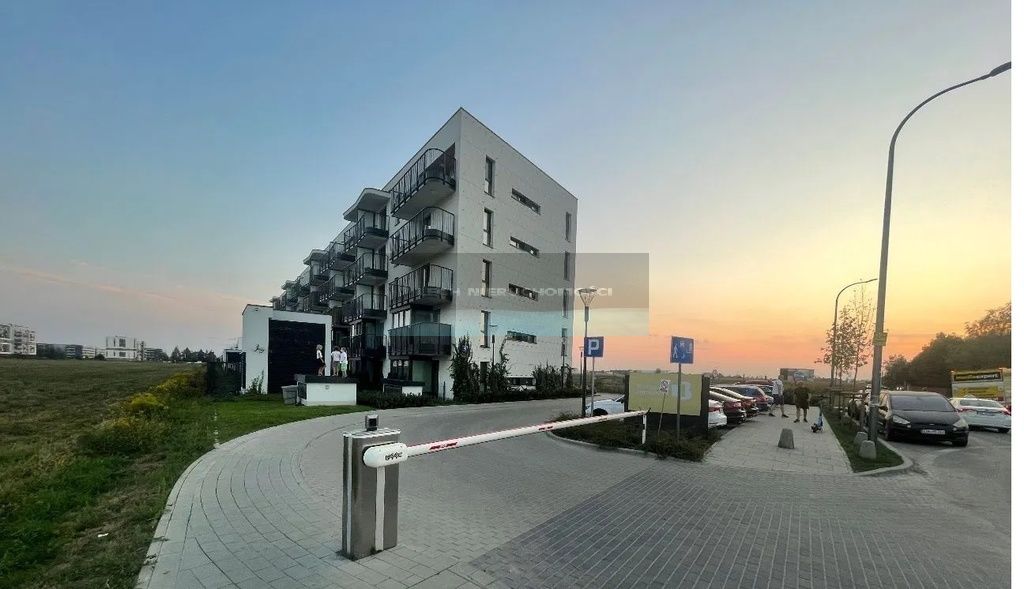 Mieszkanie 4-pokojowe Warszawa Bemowo, ul. Batalionów Chłopskich. Zdjęcie 4