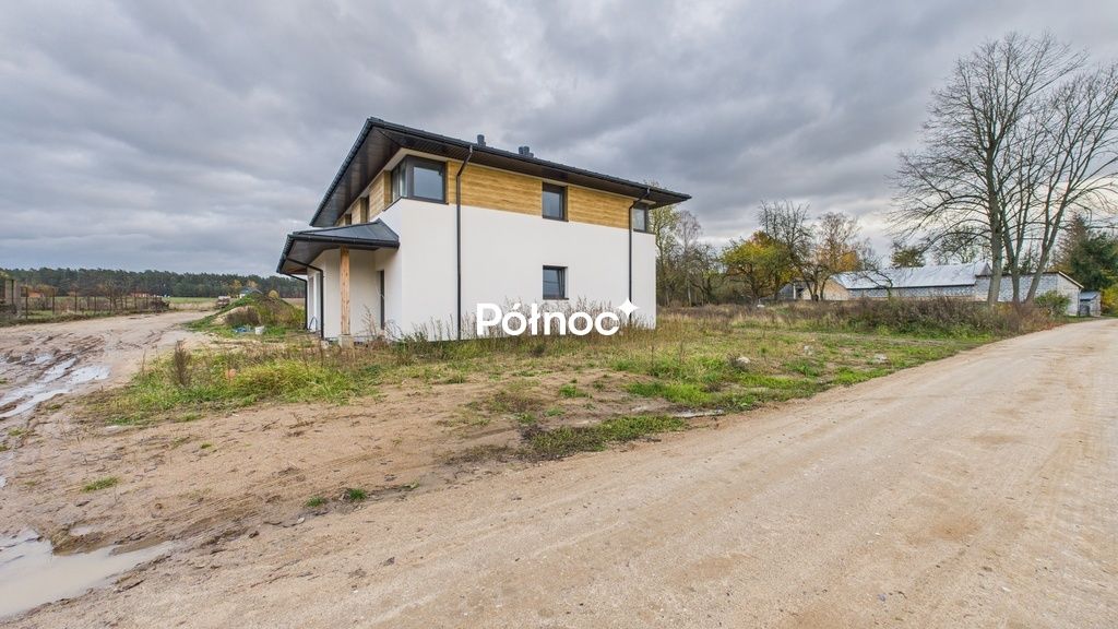 bliźniak, 5 pokoi Gajowniki. Zdjęcie 8