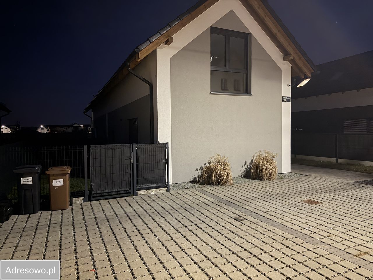 bliźniak, 3 pokoje Gogolin, ul. Krótka. Zdjęcie 1