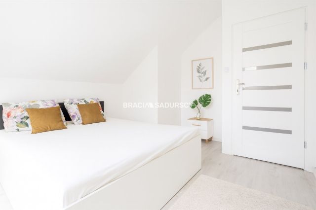 bliźniak, 4 pokoje Zabierzów, ul. Białych Brzóz. Zdjęcie 4