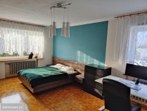 dom wolnostojący, 8 pokoi Falenty Nowe, ul. Róży. Zdjęcie 1