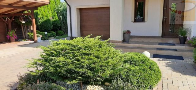 dom wolnostojący, 5 pokoi Brwinów. Zdjęcie 5