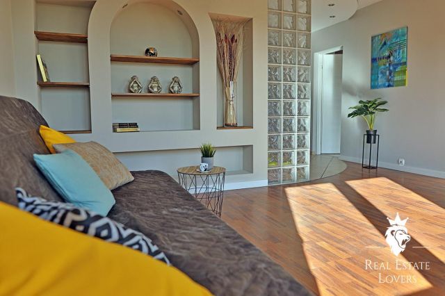 Mieszkanie 3-pokojowe Warszawa Stegny, ul. Sozopolska. Zdjęcie 1