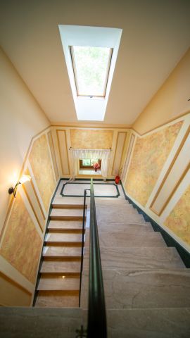 dom wolnostojący, 6 pokoi Zemborzyce Dolne. Zdjęcie 24