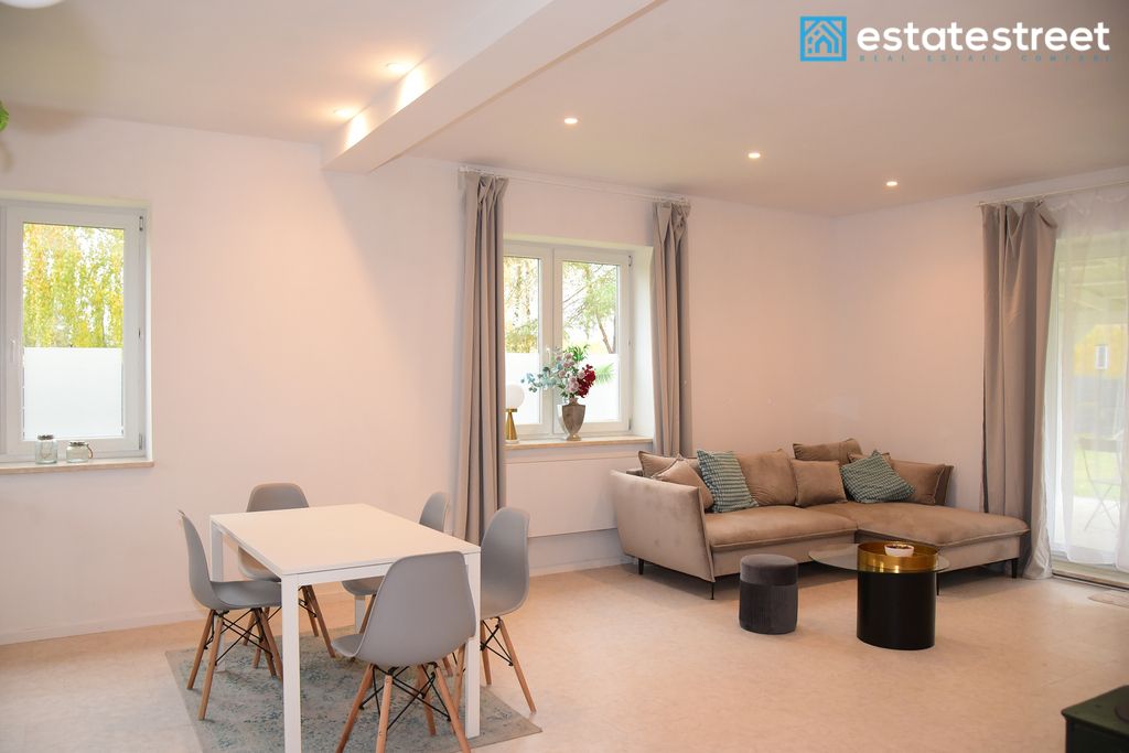 dom wolnostojący, 5 pokoi Jesionka, ul. Prosta. Zdjęcie 2