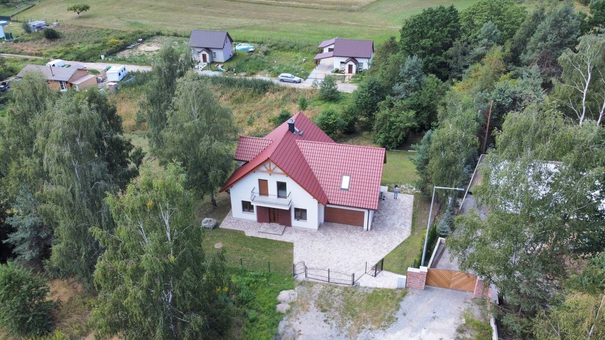 dom wolnostojący, 6 pokoi Bagno. Zdjęcie 8
