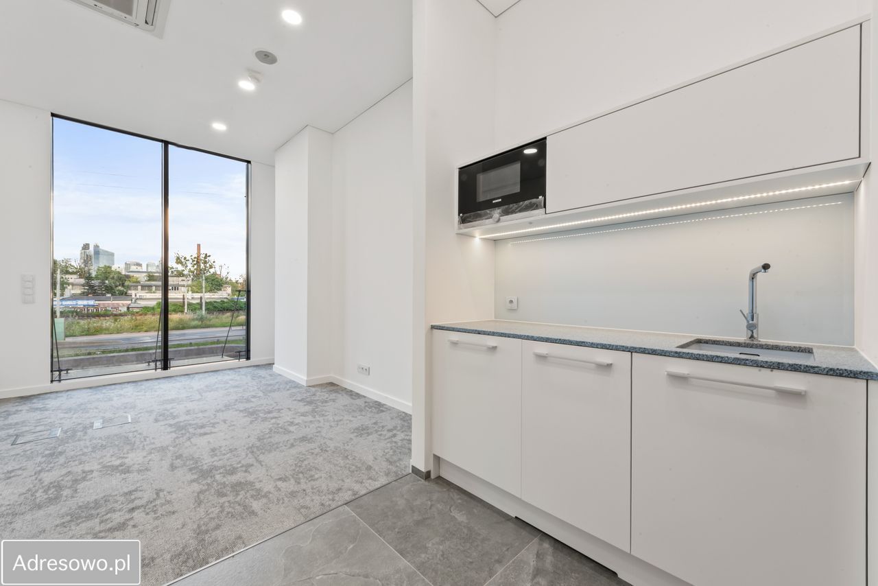 Biuro Warszawa Wola, al. Prymasa Tysiąclecia. Zdjęcie 5