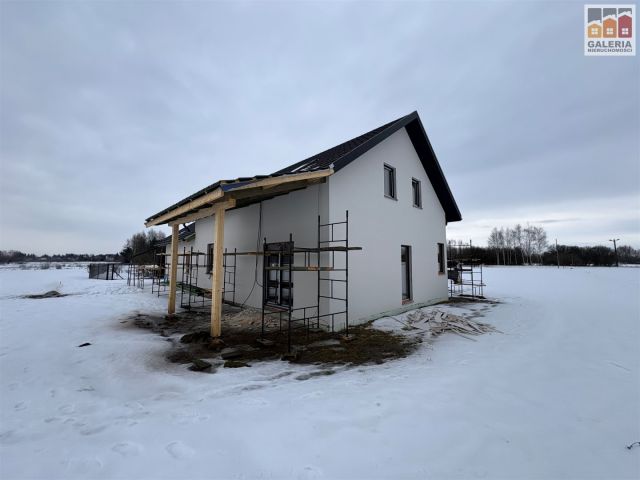 dom wolnostojący, 5 pokoi Czarna. Zdjęcie 4