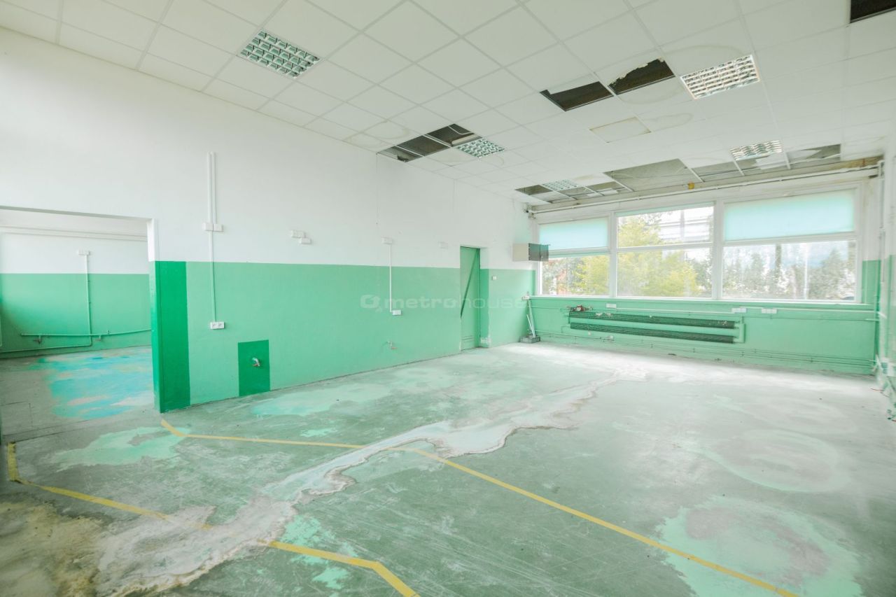 Hala/magazyn Siennica, ul. gen. Władysława Sikorskiego. Zdjęcie 13