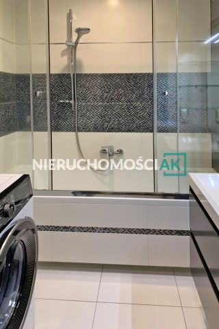 Mieszkanie 4-pokojowe Konin, ul. 11 Listopada. Zdjęcie 5