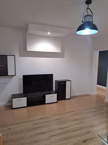 Mieszkanie 3-pokojowe Bełchatów, os. Dolnośląskie. Zdjęcie 1