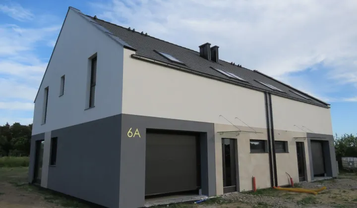 bliźniak, 5 pokoi Kłodawa, ul. Truskawkowa