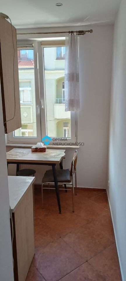 Mieszkanie 2-pokojowe Jelenia Góra Centrum, ul. Stefana Okrzei. Zdjęcie 4